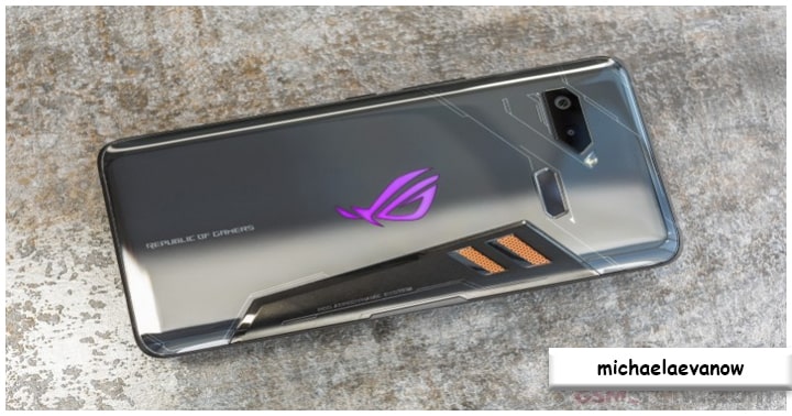Desain dan Layar Asus ROG Phone 9